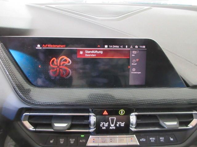 BMW 118 i SportLine LED/NAVI/SHZ/PDC/AHK/STANDHZ/17"