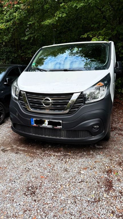 Image of Nissan NV300