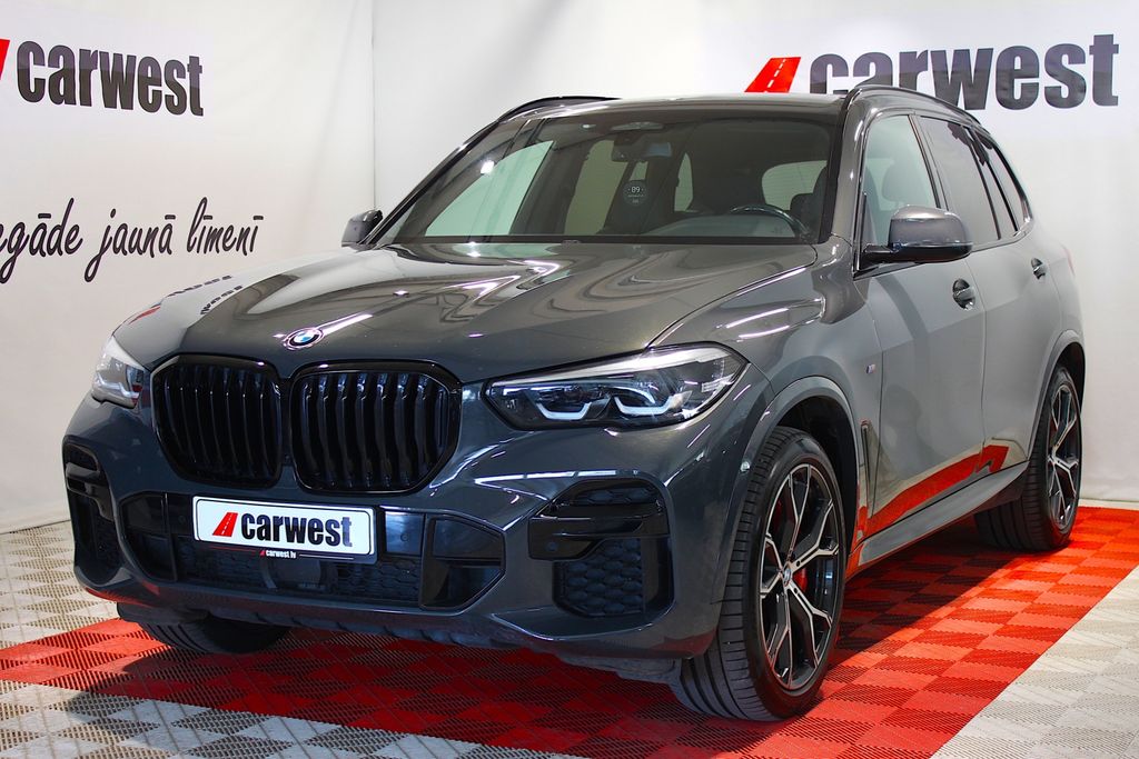 Image of BMW X5