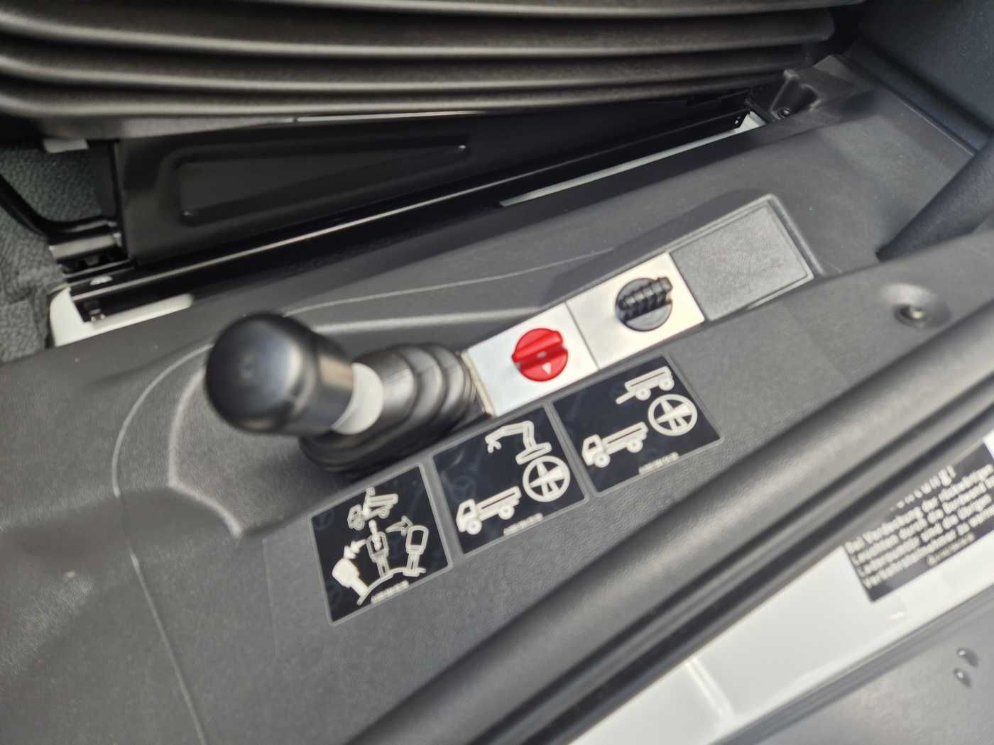 Fahrzeugabbildung Mercedes-Benz Atego 1224 KK Kipper+Kran+Funk+Greifersteuerung