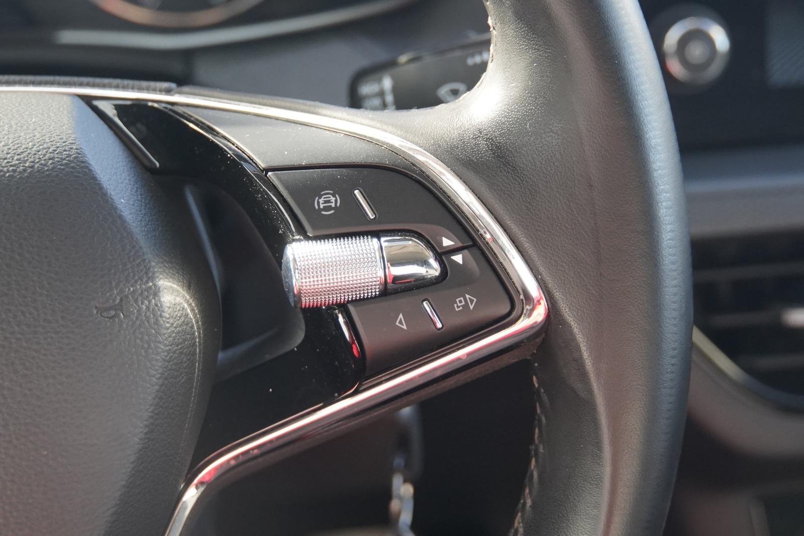 Skoda Kamiq 1.0 TSI DSG LED Sitzheizung Tempomat