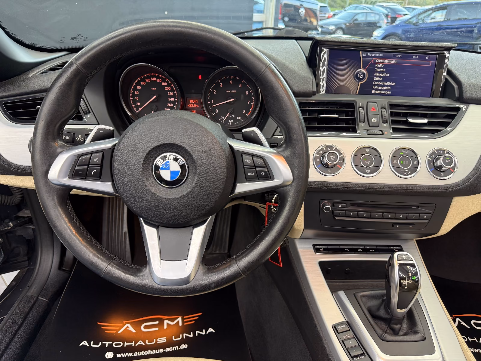 BMW Z4 sDrive35i 306 ch – Roadster – Boîte automatique – Cuir – Navigation