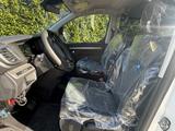 Peugeot Traveller 8-Sitzer Navi Alu - weiße Peugeot Traveller