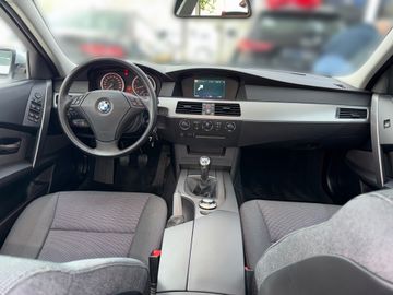 BMW 520 - 7