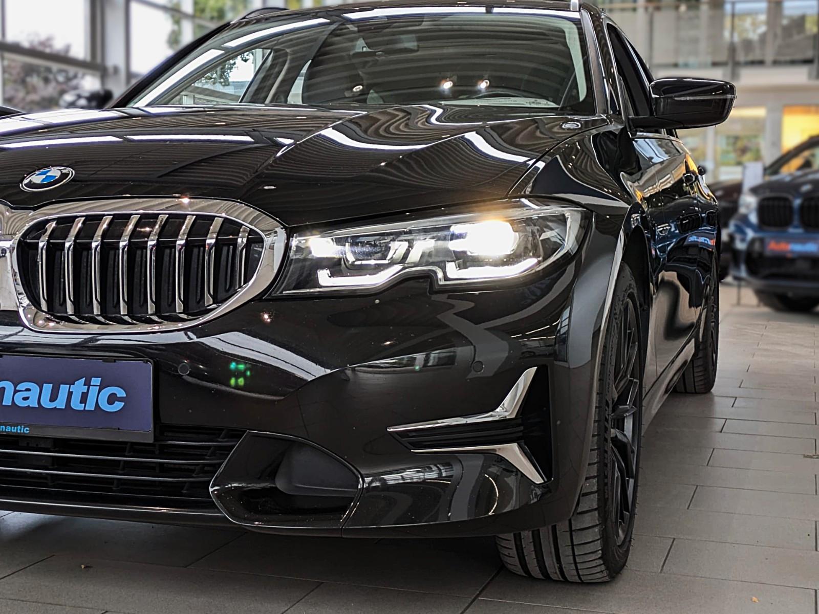 BMW 330d xDrive SAG LUXURY LEDER VIRTUAL  PANO LED