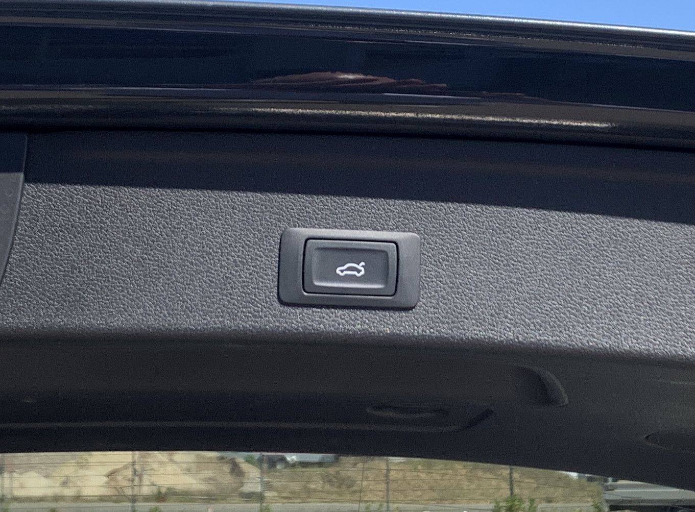 Fahrzeugabbildung Audi A4 2.0 TDI*Sport*Matrix*STHZ*Digital*Memory*Lane