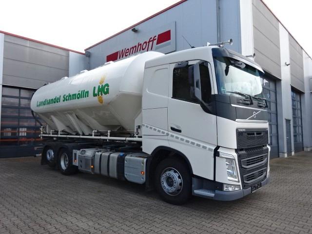 Volvo FH - Fahrgestell mit Heitling Siloaufbau