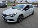Opel Astra K ST 1.5 D[Euro6d] AT9 Business Elegance - Opel Astra mit Diesel-Antrieb: Kombi, Automatik, 1.9