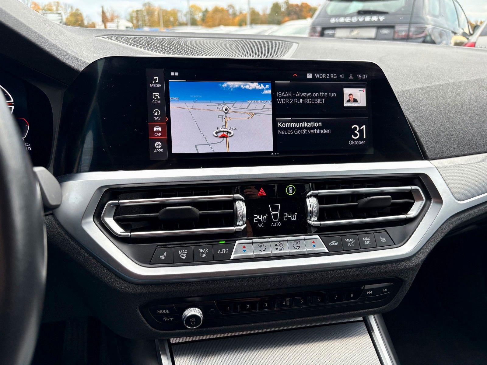 Fahrzeugabbildung BMW 318d Tour Aut. SPORT LINE Navi LED AHK Leder 1HD