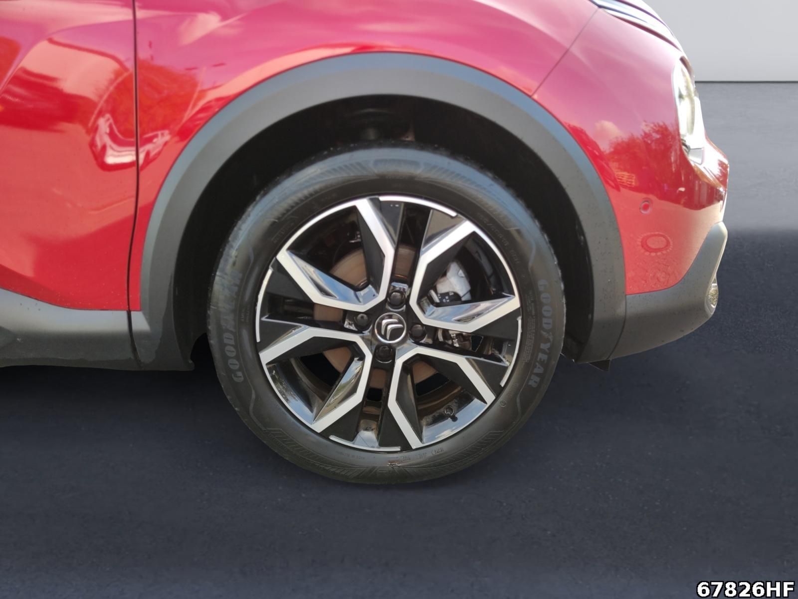 Fahrzeugabbildung Citroën C4 e-Shine Shine HUD Drive-Assist-Paket Plus