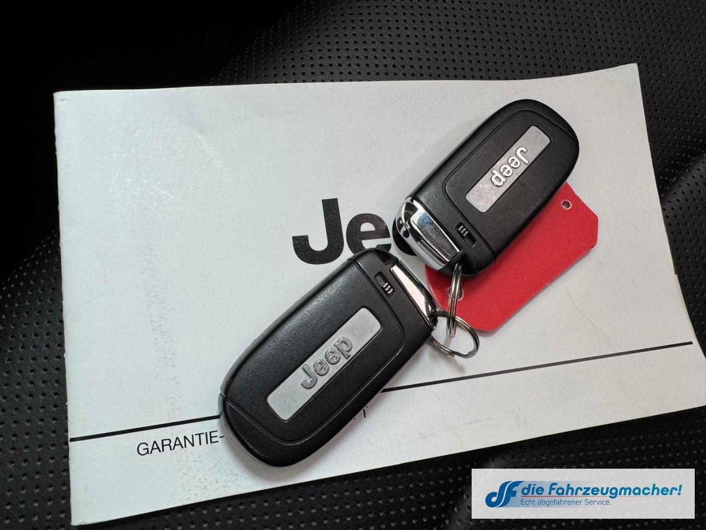 Fahrzeugabbildung Jeep Compass S Plug-In Hybrid 4WD Navi Soundsystem 36