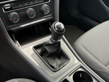 Volkswagen Golf - 12