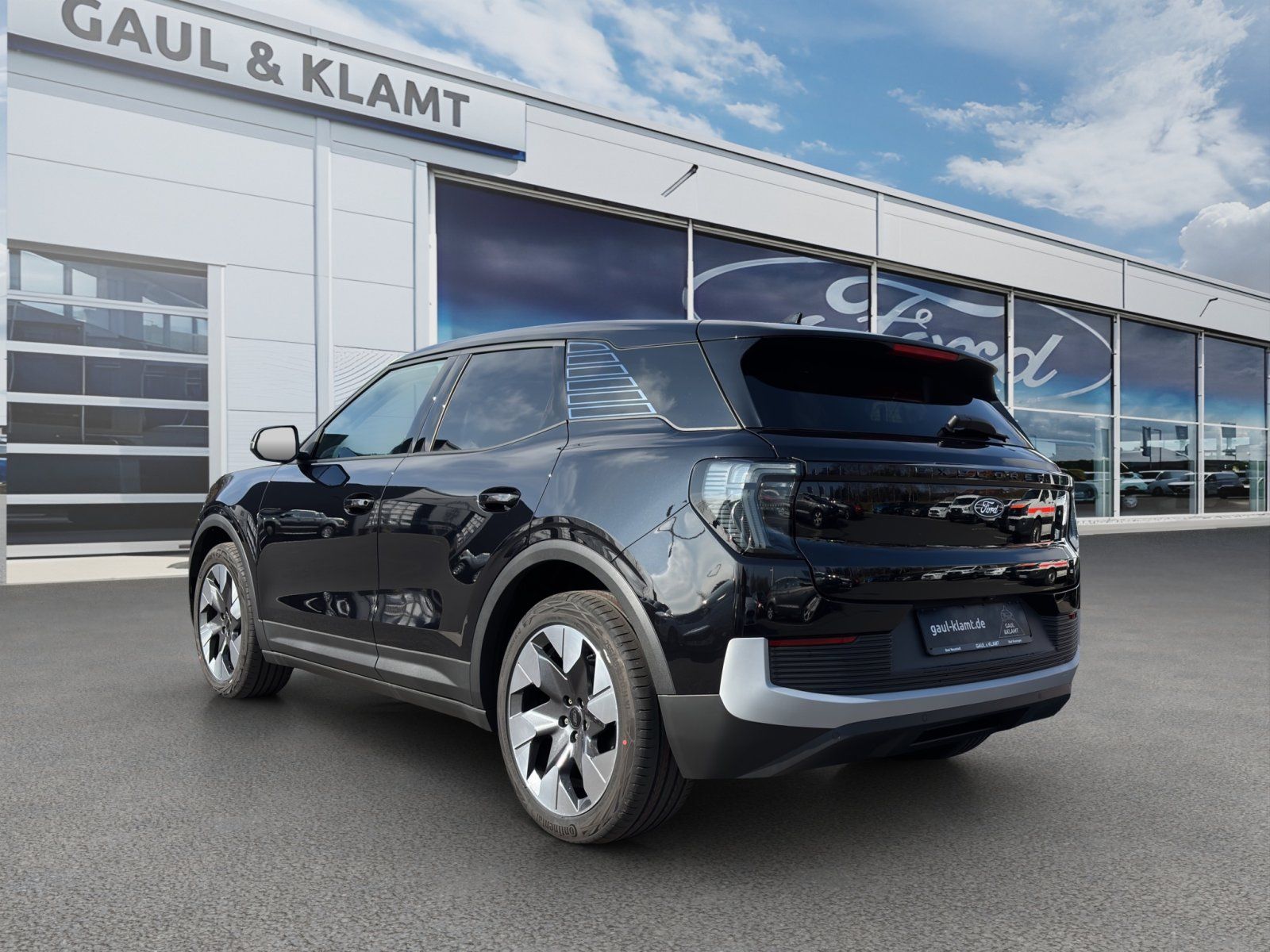 Fahrzeugabbildung Ford Explorer eMotor Premium RWD