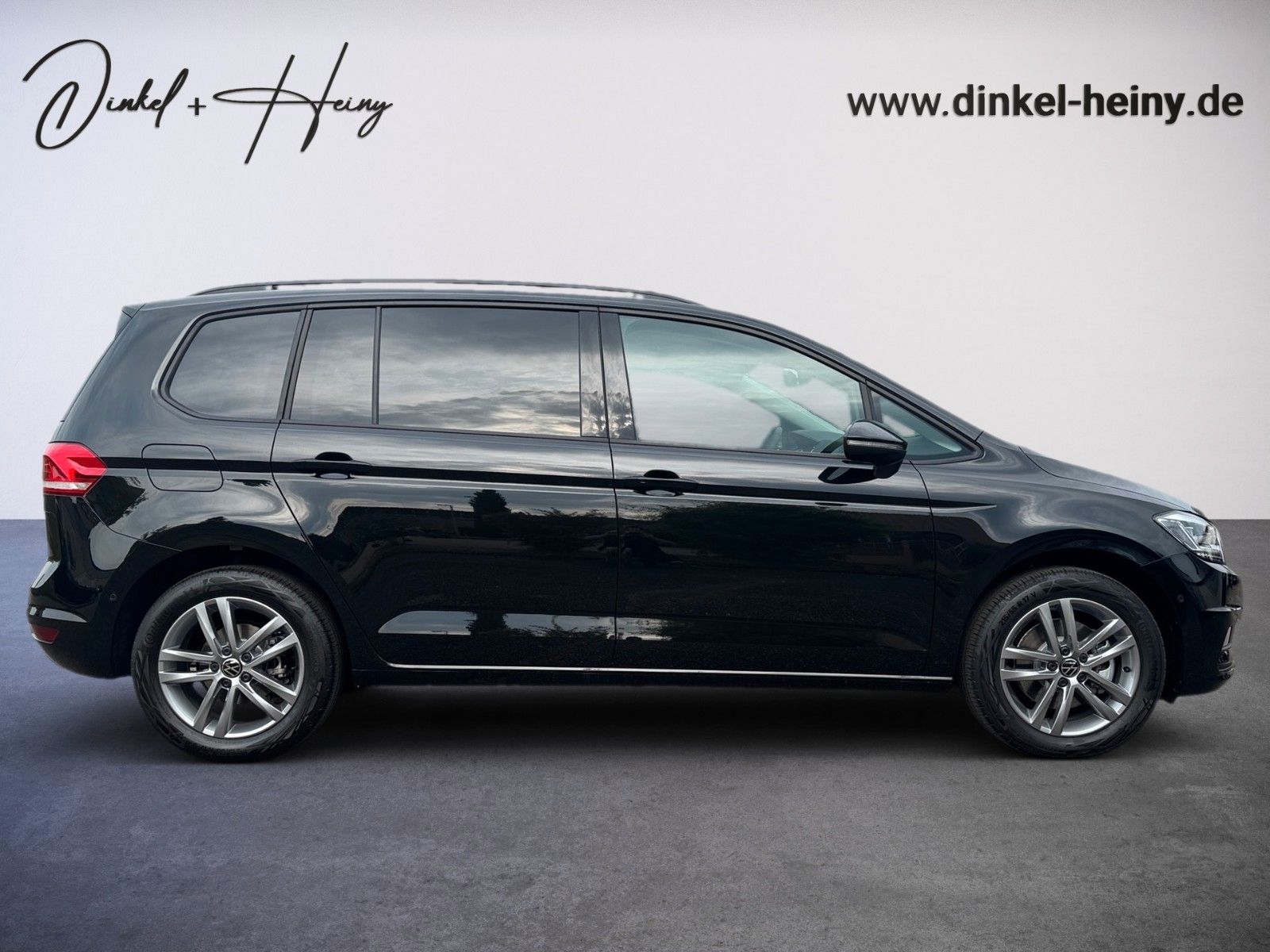 Fahrzeugabbildung Volkswagen Touran Comfortline 1.5 TSI