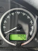 Land Rover Defender - Land Rover Defender: Vollleder