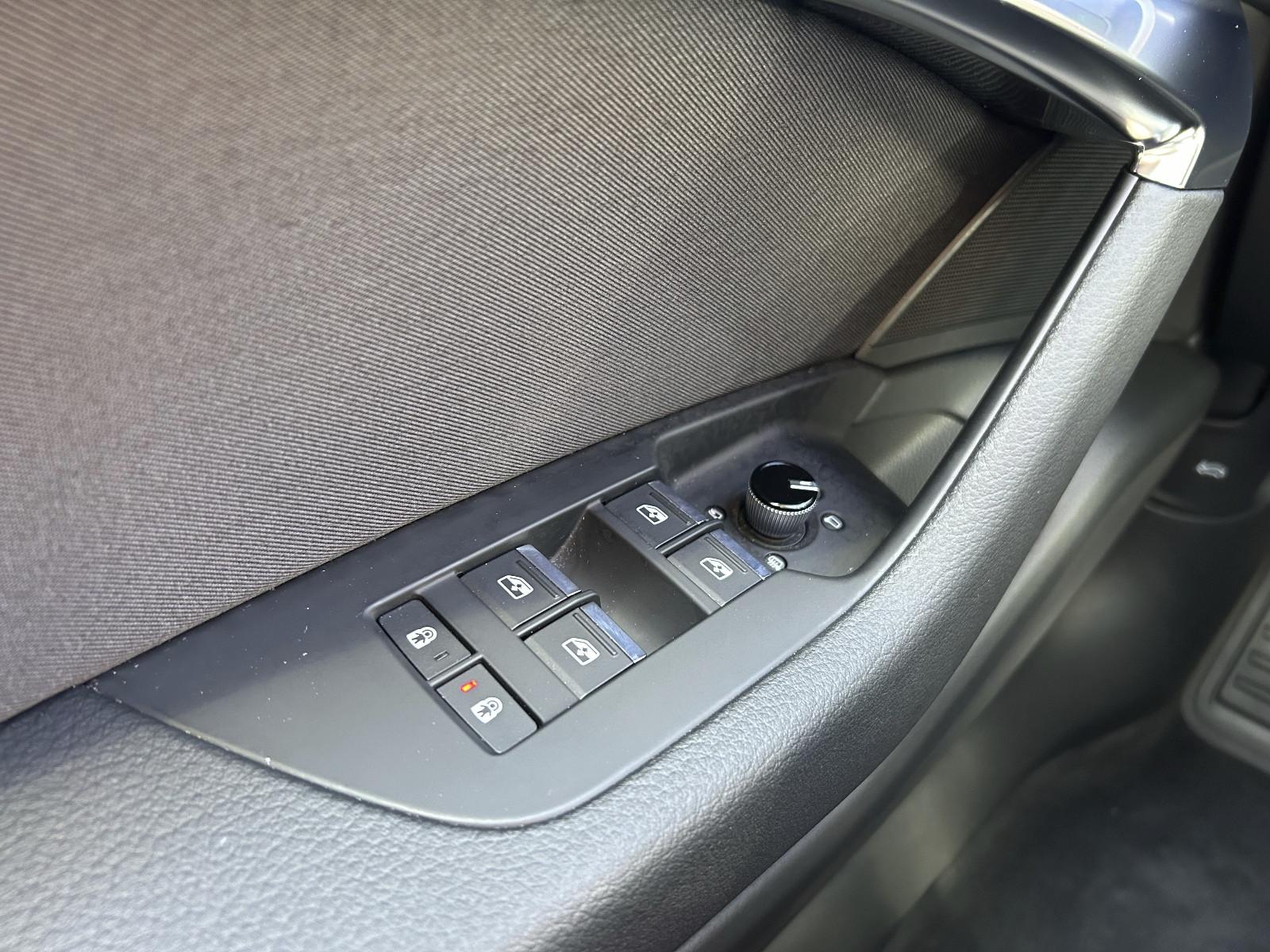 Audi A6 Avant 40 TDI S-Line AHK*LED*ACC*BEHZ.SCHEIBE, миниатюра 15