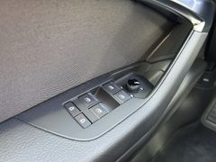 Fahrzeugabbildung Audi A6 Avant 40 TDI S-Line AHK*LED*ACC*BEHZ.SCHEIBE
