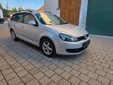 Volkswagen Golf 1.6 TDI Variant + Kombi Scheckheftgepflegt