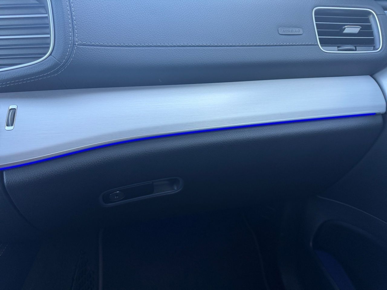 Fahrzeugabbildung Mercedes-Benz GLE 350 e 4M Coupé AMG+AHK+PANO+BUR+MULTIB+CARPL