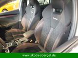 Skoda Octavia Combi 2.0 TSI 195 kW RS - Skoda Octavia: mit Navigationssystem