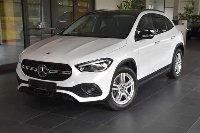 Mercedes-Benz GLA 220 d 8G-DCT"PANORAMA"MASSAGE"DISTR"KEYL"LED