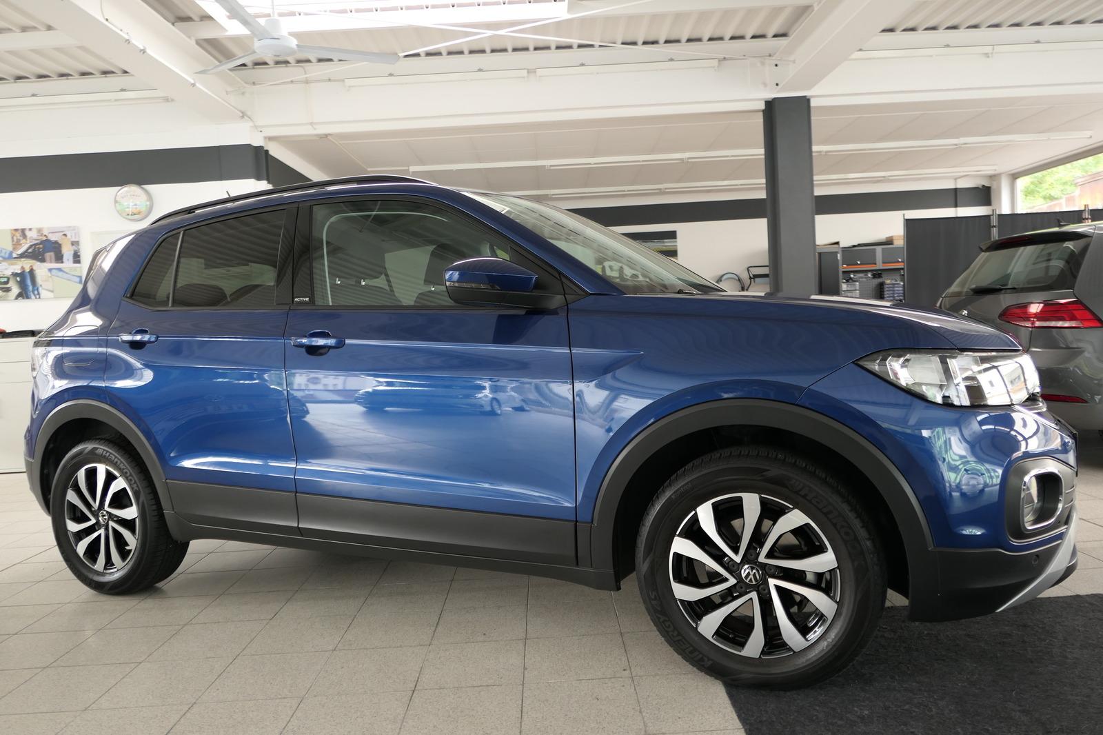 Volkswagen T-Cross Active 30000km! SHZ! Navi! App! Keyless!