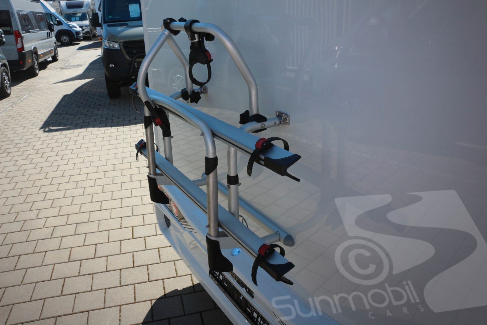 Fahrzeugabbildung Weinsberg CaraCompact MB 640 MEG Pepper Automatik 170 PS