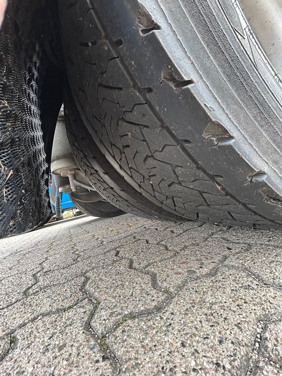 Fahrzeugabbildung DAF 12 Stück SSC, Intarder, Klima, Bj.2021