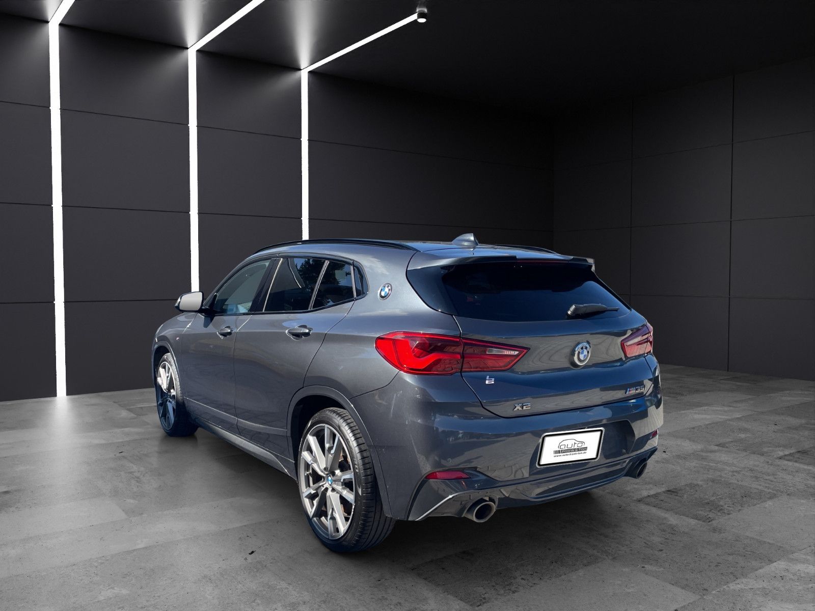 Fahrzeugabbildung BMW X2 M35i xDrive *Automatik*Allrad*Head-up*H&K*
