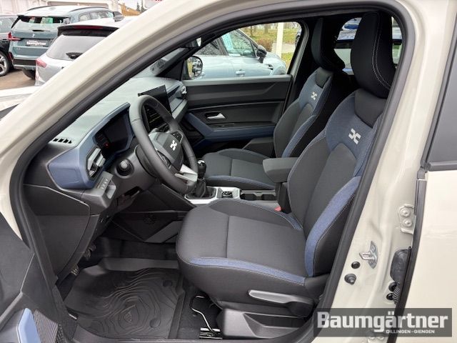 Fahrzeugabbildung Dacia Duster Journey TCe 130 4x4 Mild-Hybrid City-P.
