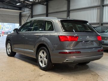 Audi Q7 - 7