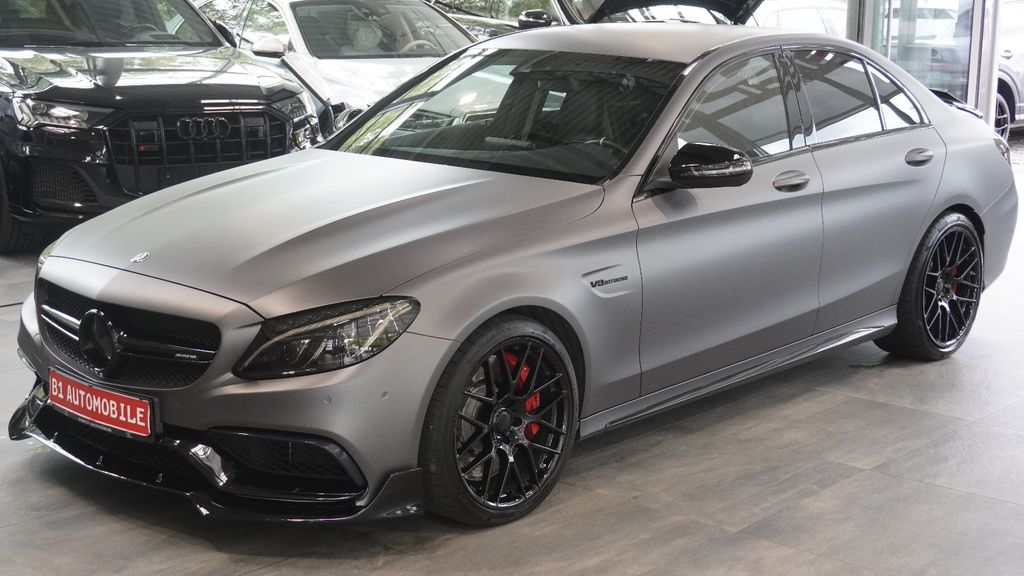 Mercedes-Benz C 63 AMG