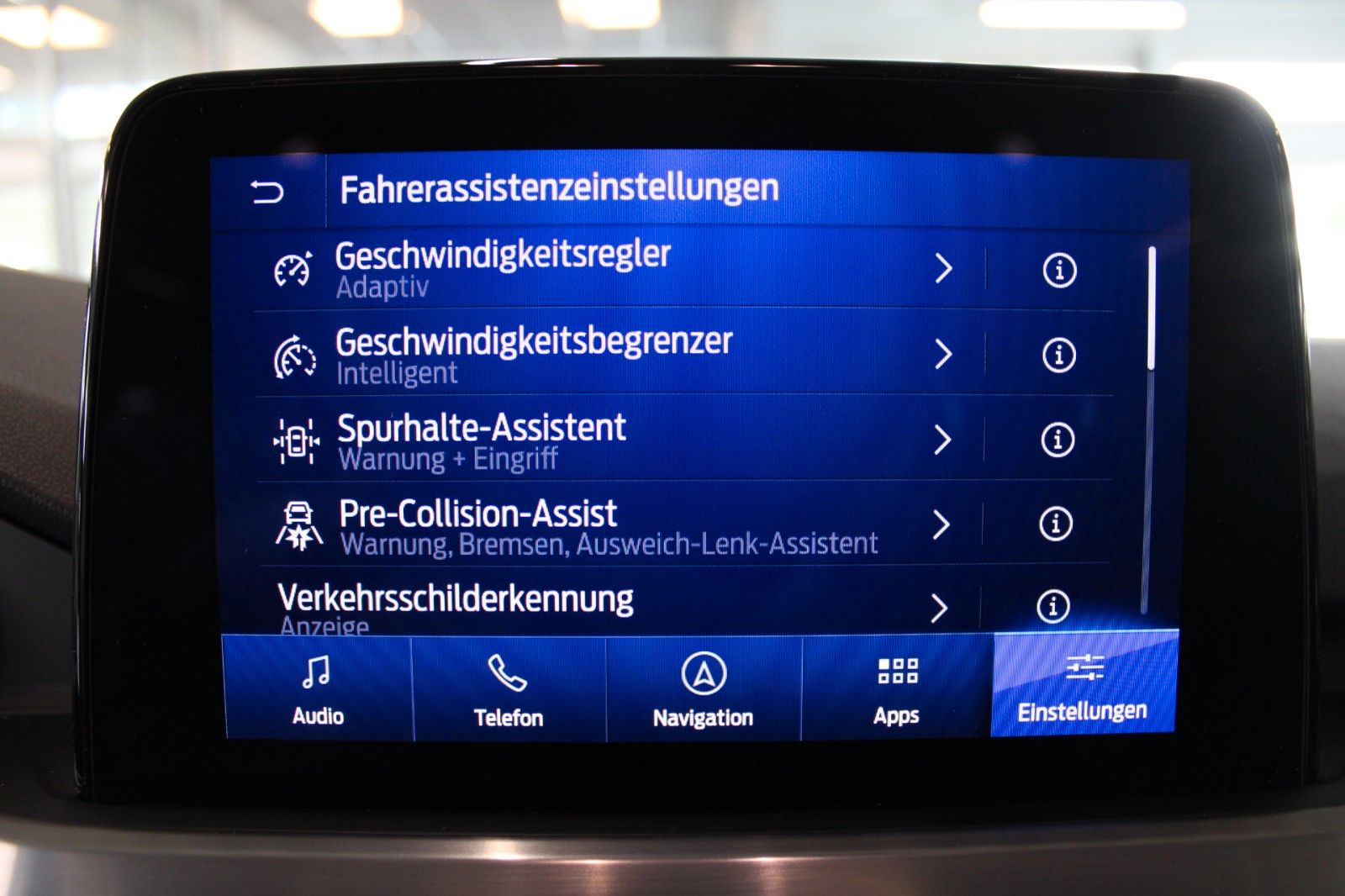 Fahrzeugabbildung Ford Kuga PHEV Titanium X AHK LED HUD 2xCam WinterP.