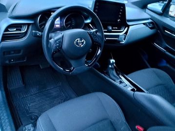 Toyota C-HR - 8