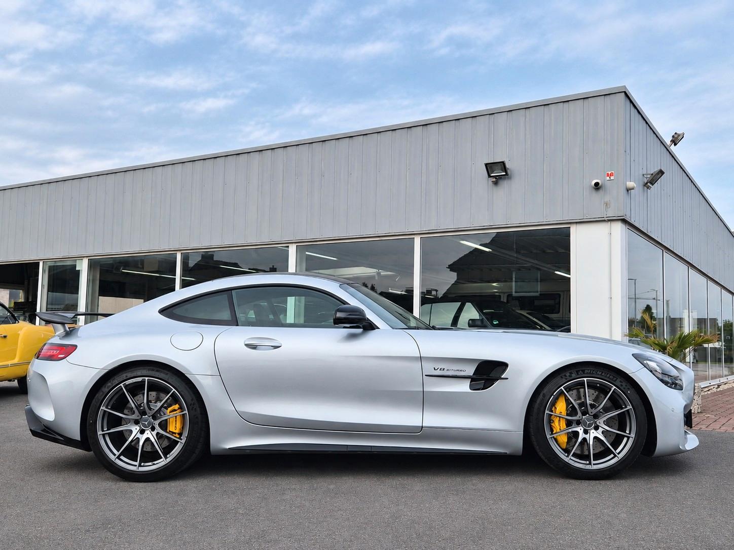 Mercedes-Benz AMG GT R Coupe/Orig. 590 km! Neuwagen