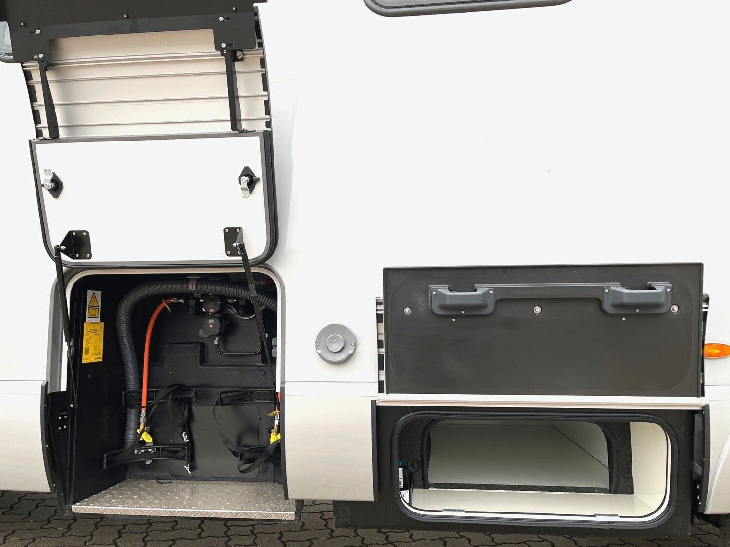 Fahrzeugabbildung HYMER / ERIBA / HYMERCAR Hymer B-MC T 680 Hymer BMC 680-T