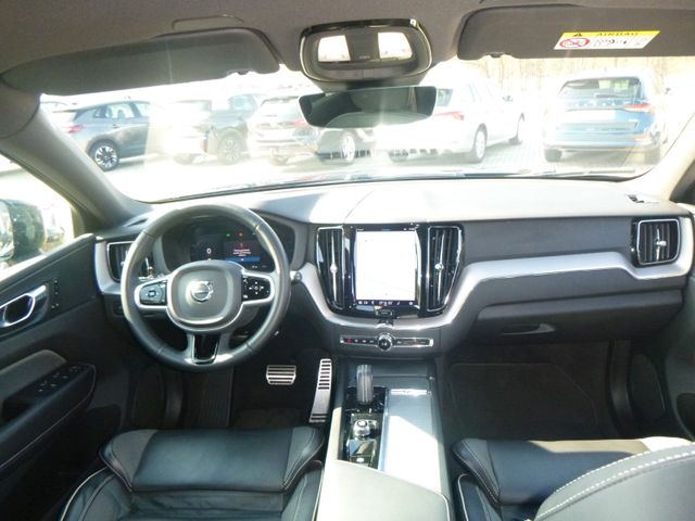 Fahrzeugabbildung Volvo XC60 R Design 2WD >AUT/AHK/LED/KAM/PDC<