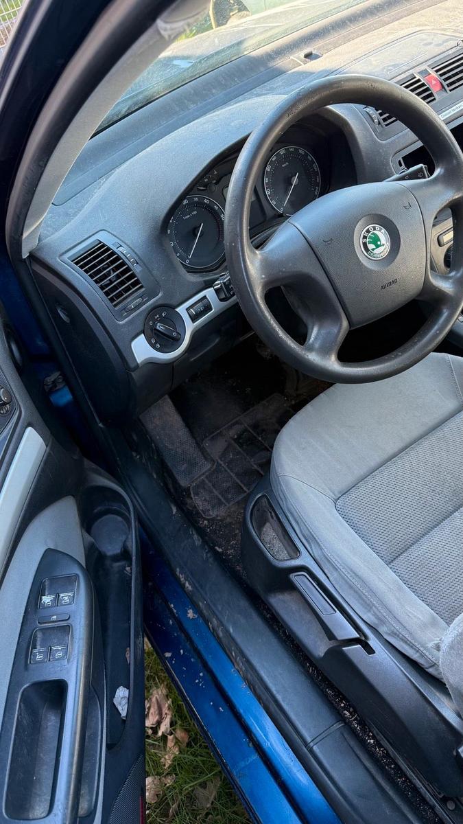 Skoda Octavia 2005 — photo 9