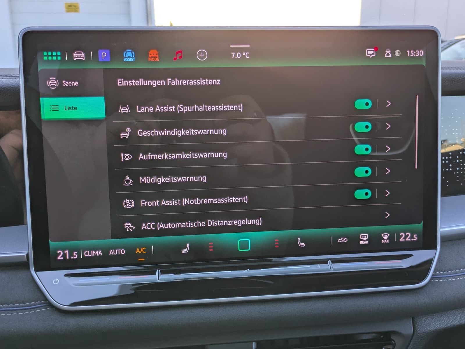 Fahrzeugabbildung Volkswagen Tayron 2.0 TDI 4M R-Line 7Si*MATRIX*AHK*PANO*HUD