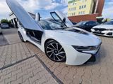 BMW i8 Baureihe i8 Coupe Basis 4 Sitzer 15000km!!!