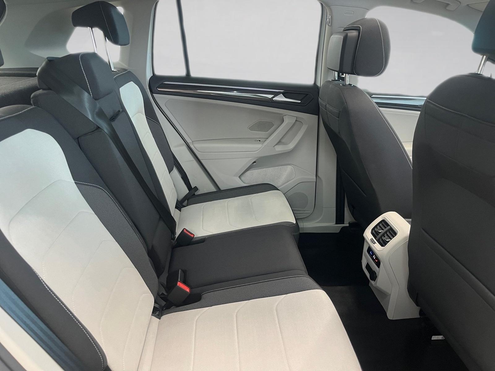 Volkswagen Tiguan ELEGANCE TSI DSG+ALU 18+AHK+PANO+LED-MATR, миниатюра 11