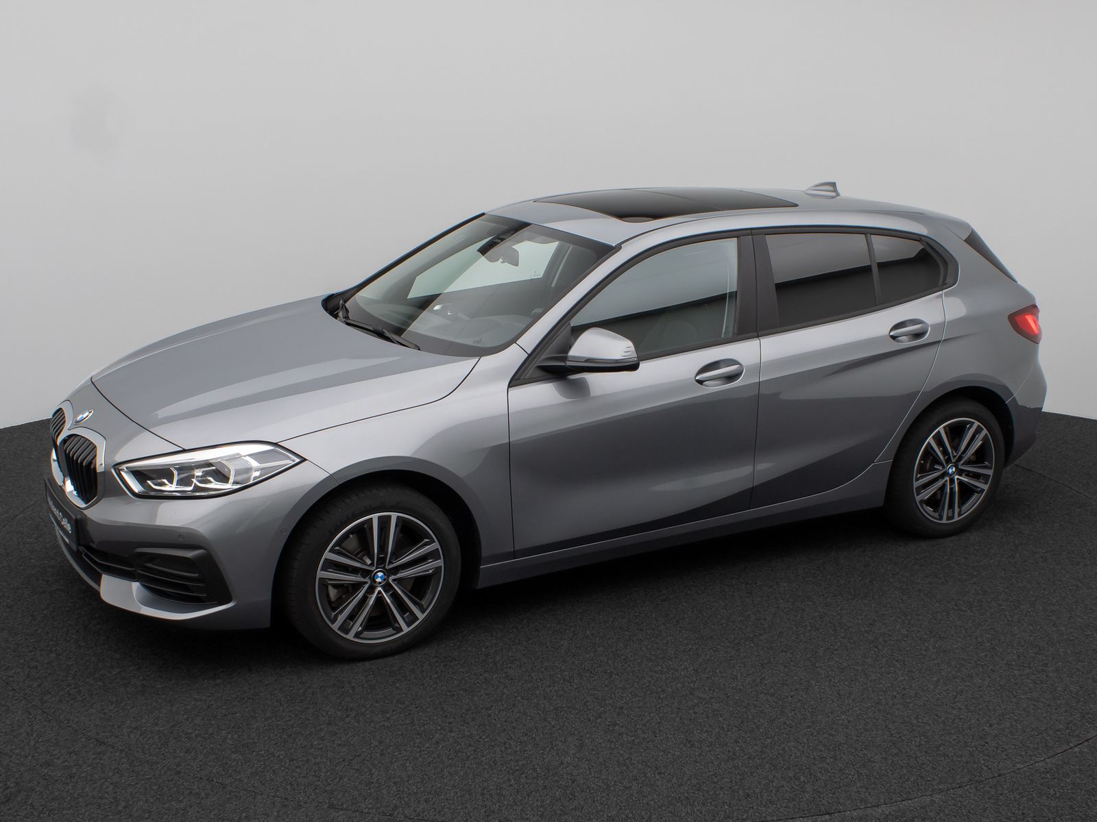 Fahrzeugabbildung BMW 120i Panorama Kamera HUD HiFi DAB LED 17Zoll