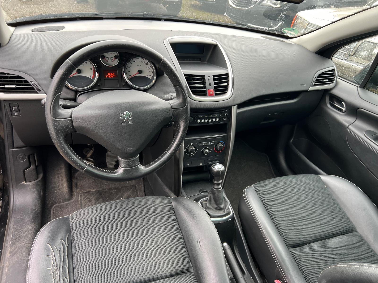 Peugeot 207 2012 — photo 10