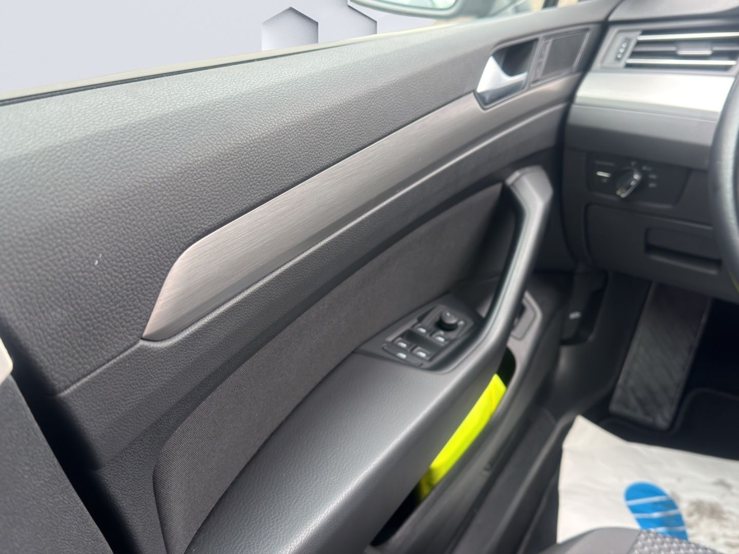 Passat Conceptline 2.0 TDI110kW DSG LED GJR Rück