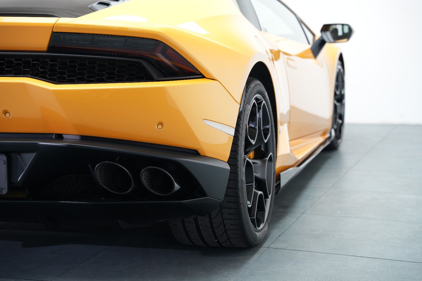 Fahrzeugabbildung Lamborghini Huracan Huracán /LIFT/KAMERA/CARBON/SCHALENSITZ/
