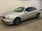 Mercedes-Benz CLK 320 AVANTGARDE 218 Ps - Mercedes-Benz CLK 320 Gebrauchtwagen in Duisburg