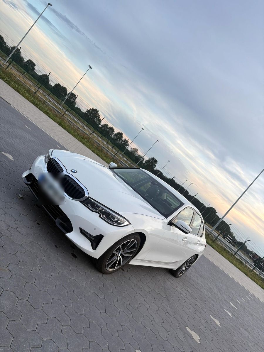 BMW BMW 318d G20 Sport Line | HUD | 360 Kamer...