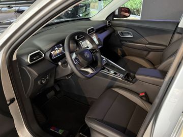 MG ZS Hybrid+ Luxury