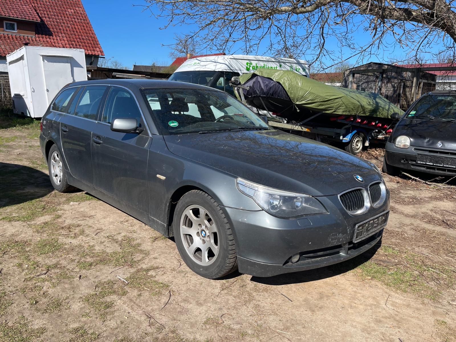 BMW 523i A touring"AUTOMATIK"NAVI"LEDER"KLIMA"