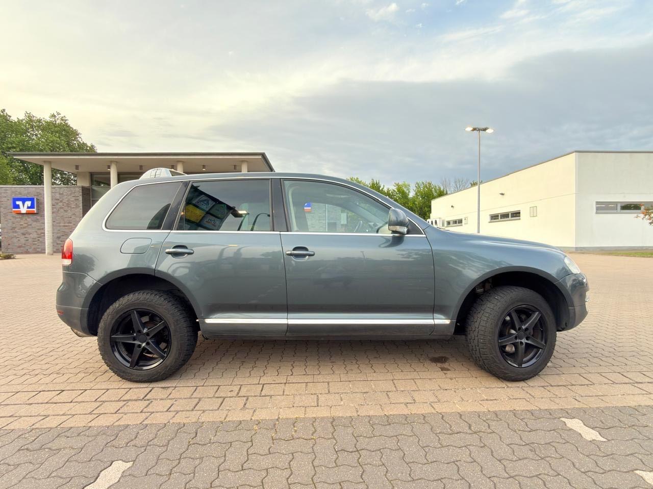 Volkswagen Touareg 2004 — photo 6